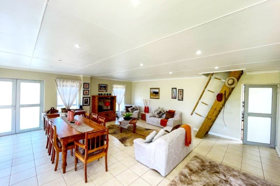 Commercial Property for Sale in Friemersheim Western Cape